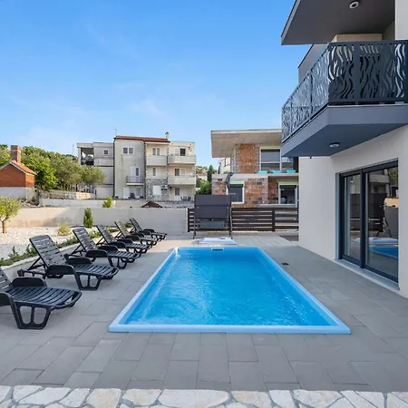 Awesome In Prázdninový dům