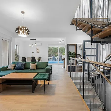 Awesome In Дом отдыха